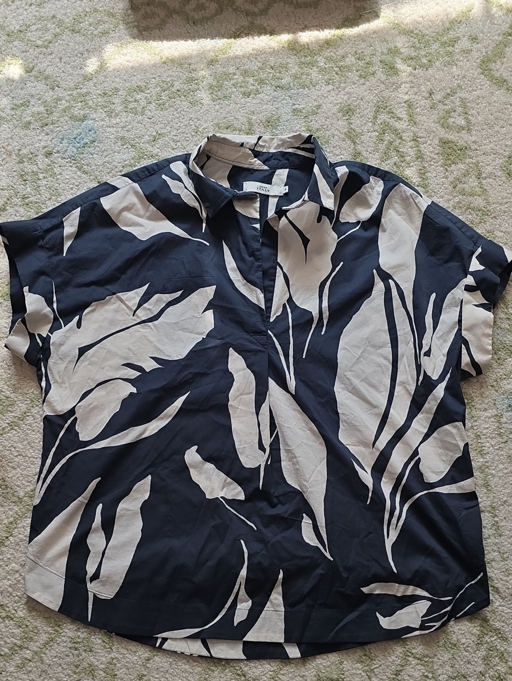 0039 Italy Leaf Pattern Popover Cotton Top Collared Cap Sleeve Navy M